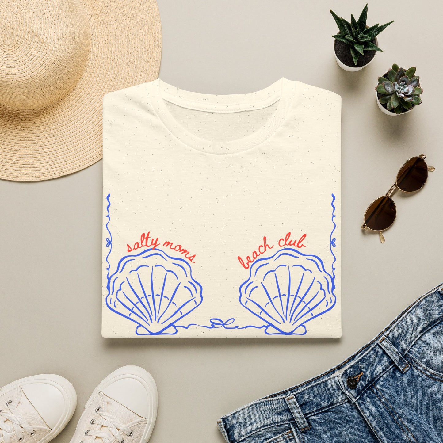 T-Shirt — 'Salty Mama Beach Club' Seashell Graphic Tee