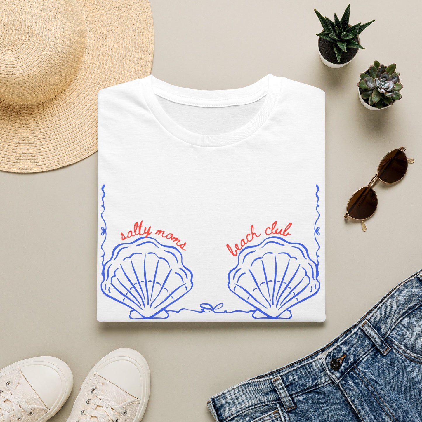 T-Shirt — 'Salty Mama Beach Club' Seashell Graphic Tee